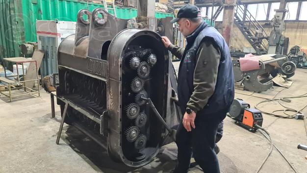 Валковый просеивающий ковш / смазка не требуется вообще
