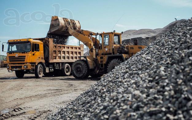 На перевозку щебня требуются самосвалы